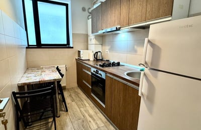 Alquiler de un acogedor apartamento de 2 habitaciones en el distrito de Chiajna, Bucarest, Rumanía